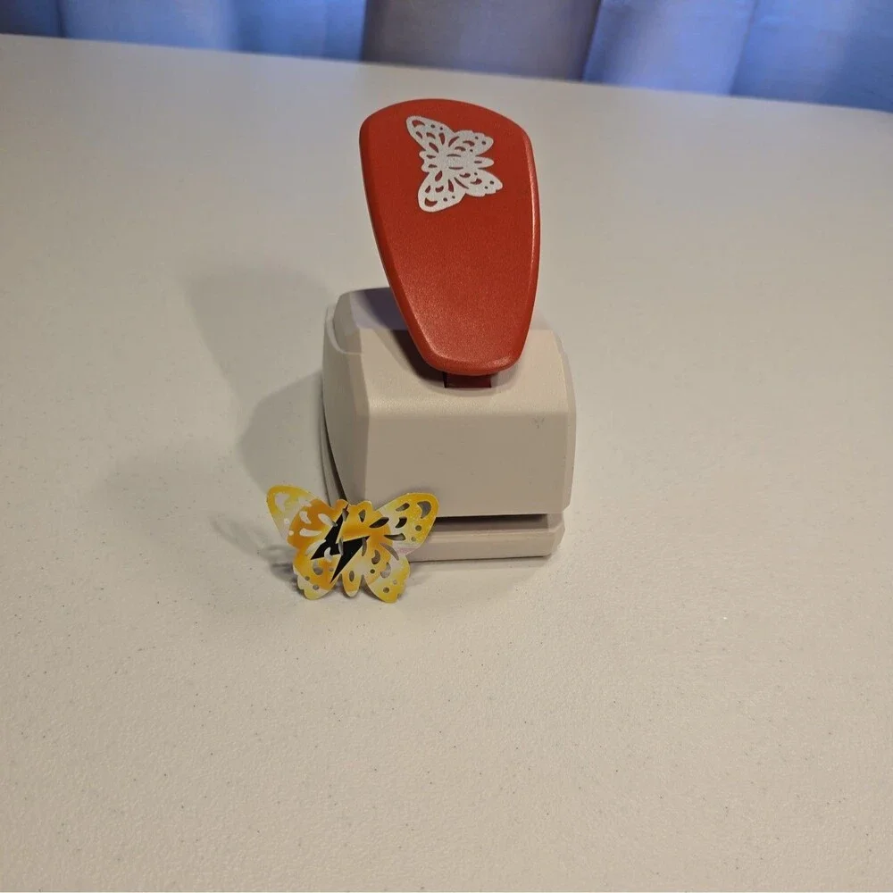 1pc Butterfly Hole Punch, Suitable for Paper Crafts, Scrapbooking